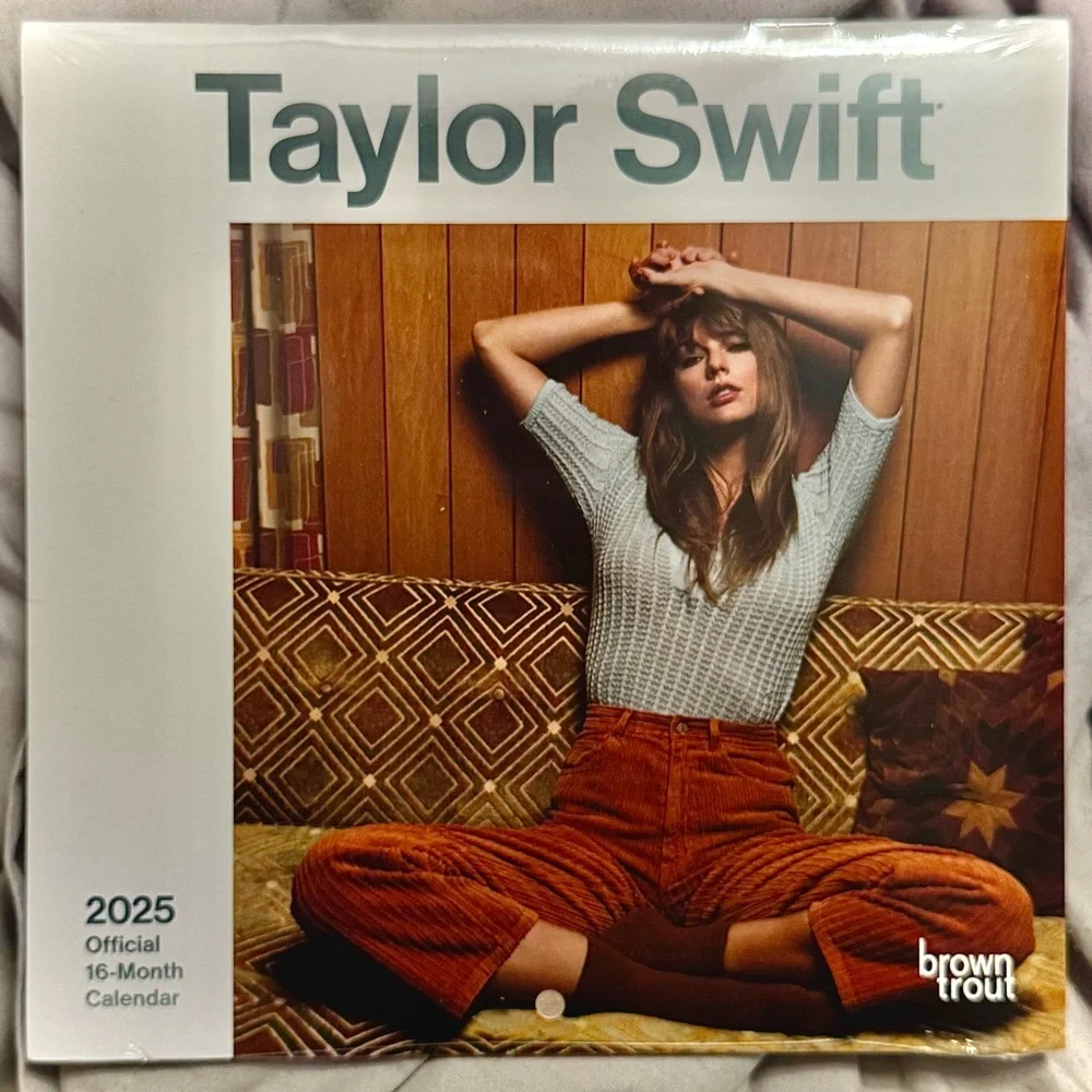 NWT SEALED Taylor Swift‎ OFFICIAL 2025 Mini Wall Calendar – 7x7”